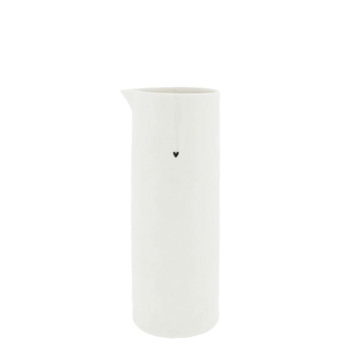 Lattiera in Ceramica Con Cuoricino Nero | Bastion Collections Immagine del prodotto Lattiera in Ceramica Con Cuoricino Nero | Bastion Collections