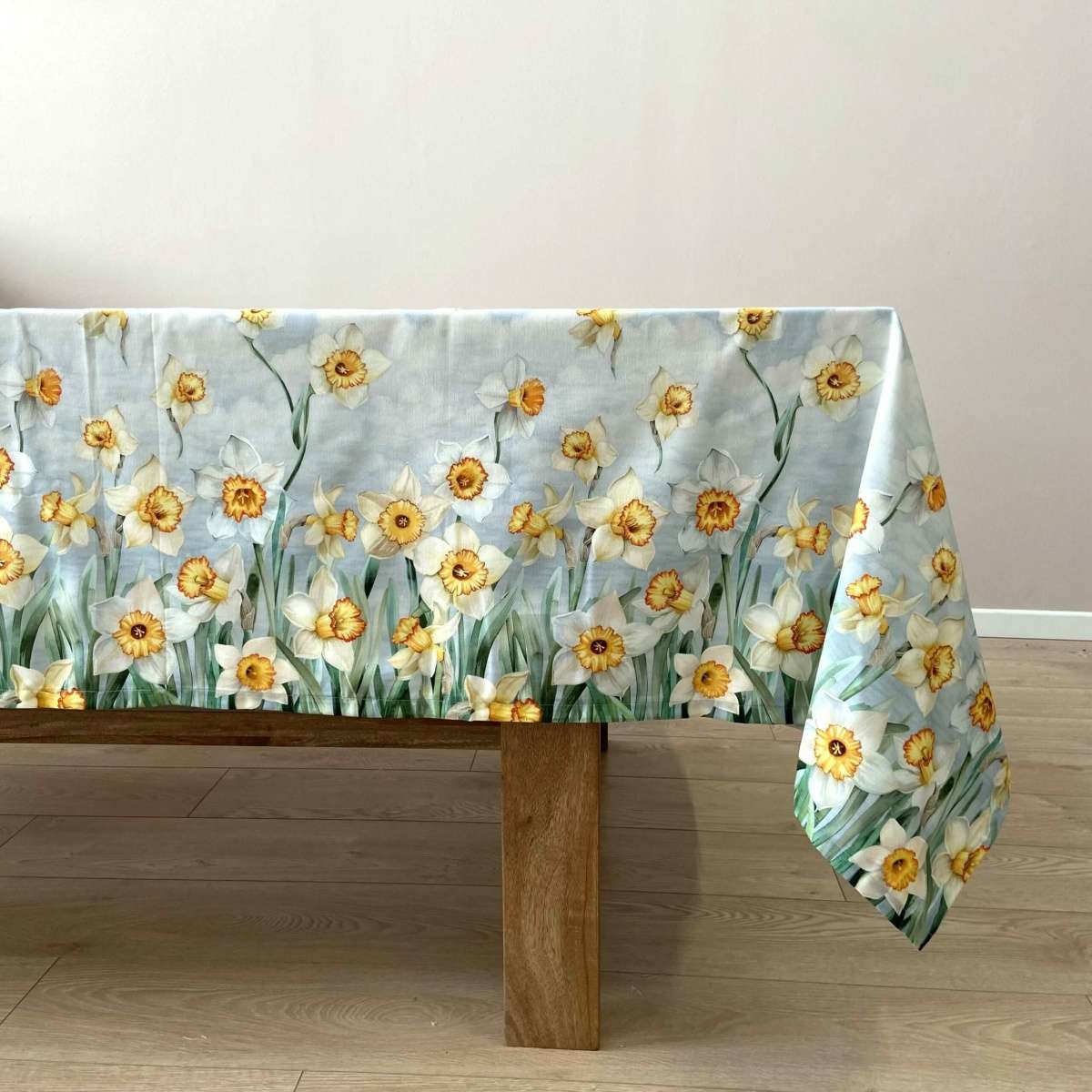 Tovaglia Rotonda Narciso Diam 180 | Tag House Immagine del prodotto Tovaglia Rotonda Narciso Diam 180 | Tag House