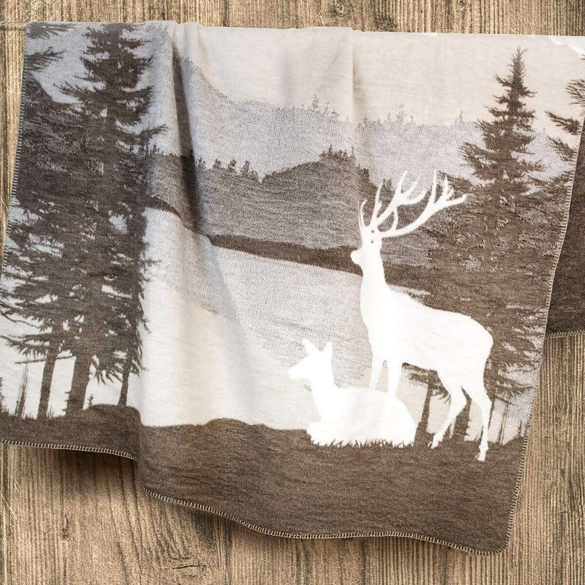 Coperta Singola Jacquard 150x200 cm - 2 Colori | Daunex Immagine del prodotto Coperta Singola Jacquard 150x200 cm - 2 Colori | Daunex