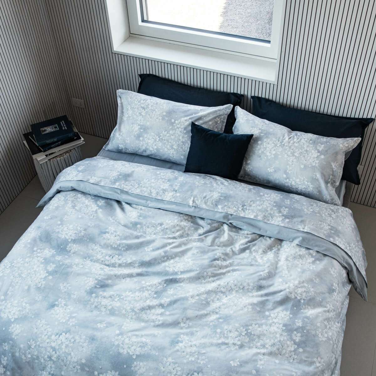 Completo Letto Matrimoniale Uniques 2501 | Cogal Immagine del prodotto Completo Letto Matrimoniale Uniques 2501 | Cogal