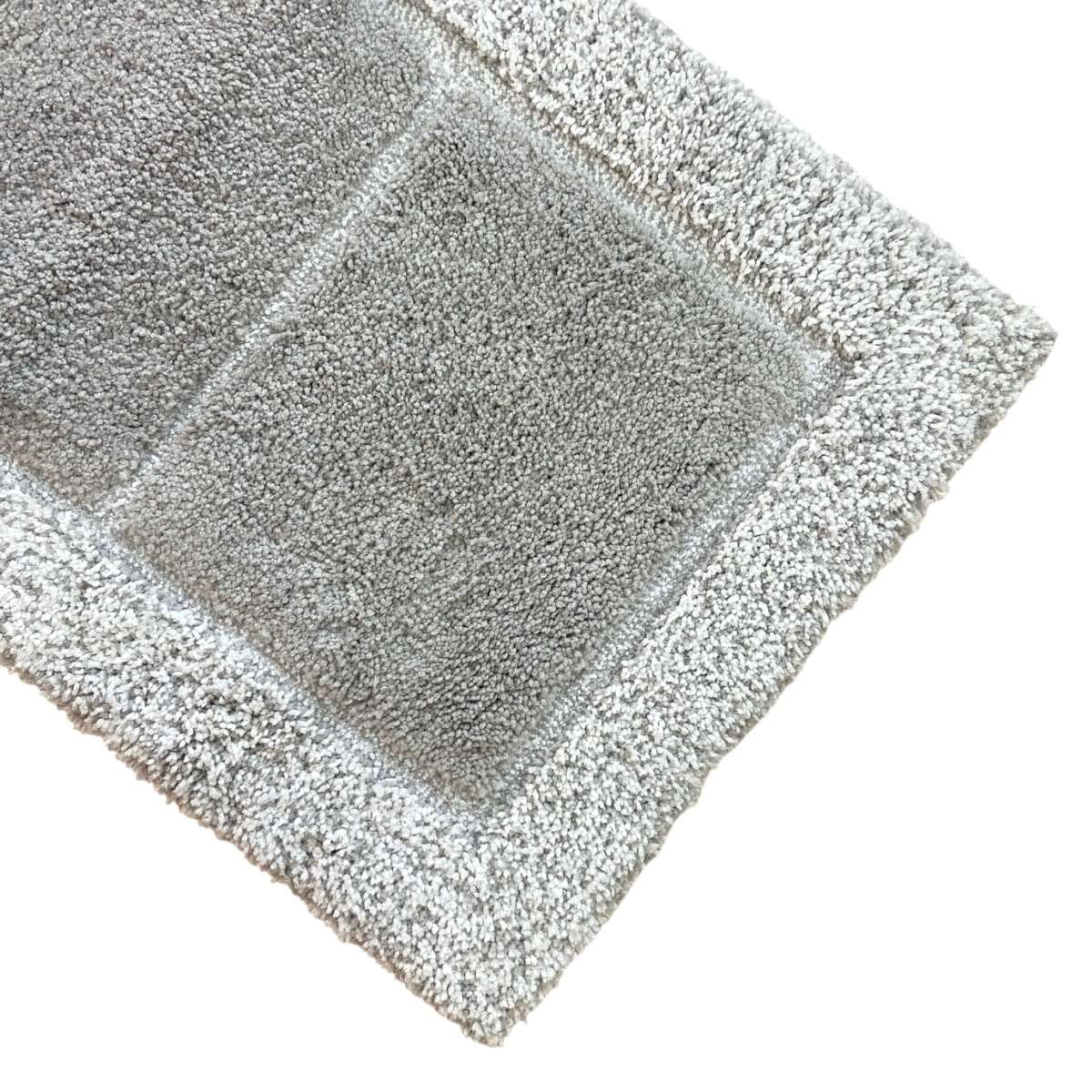 Tappeto Bagno New Moon FUMO in Soffice Microfibra e Viscosa - 2 Misure | Pietro Zanetti Home Immagine del prodotto Tappeto Bagno New Moon FUMO in Soffice Microfibra e Viscosa - 2 Misure | Pietro Zanetti Home