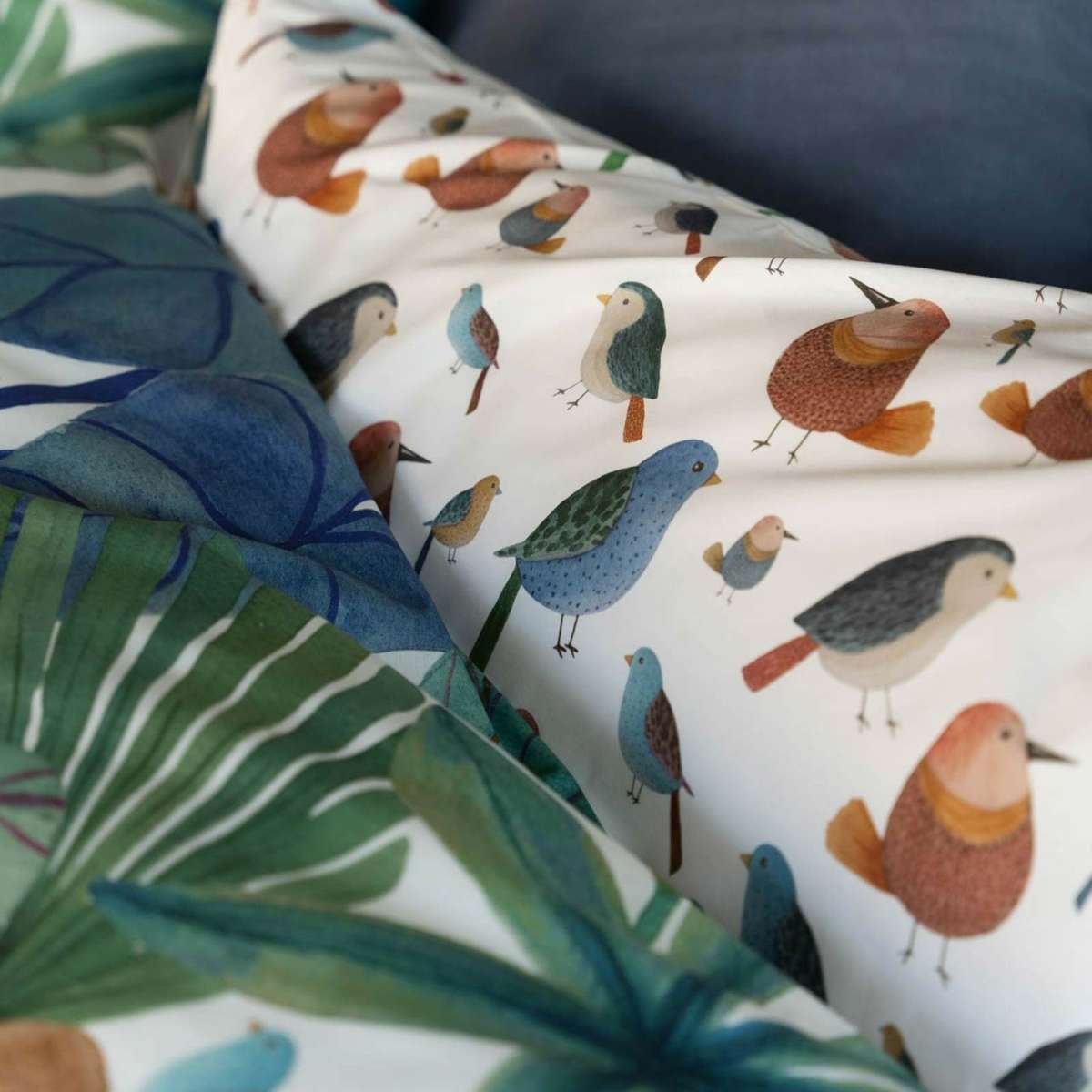 Completo Letto Singolo Mindo Birds in Percalle di Cotone | Tessitura Toscana Telerie Immagine del prodotto Completo Letto Singolo Mindo Birds in Percalle di Cotone | Tessitura Toscana Telerie