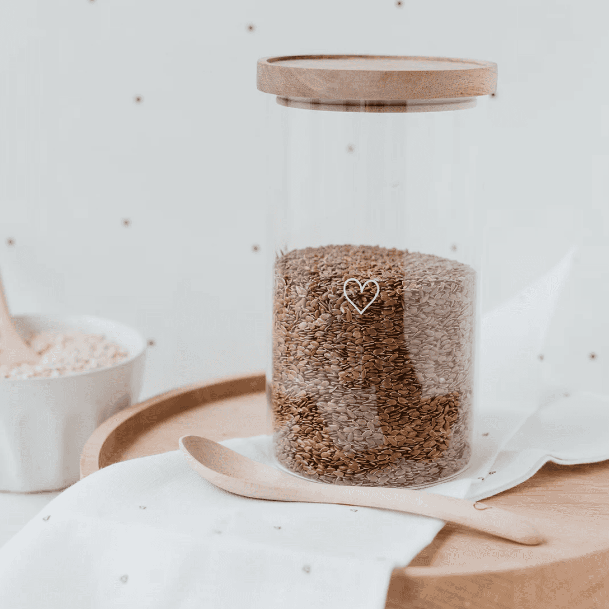 Barattolo in vetro con Coperchio in Acacia Cuore Inciso 19 cm | Eulenschnitt Immagine del prodotto Barattolo in vetro con Coperchio in Acacia Cuore Inciso 19 cm | Eulenschnitt