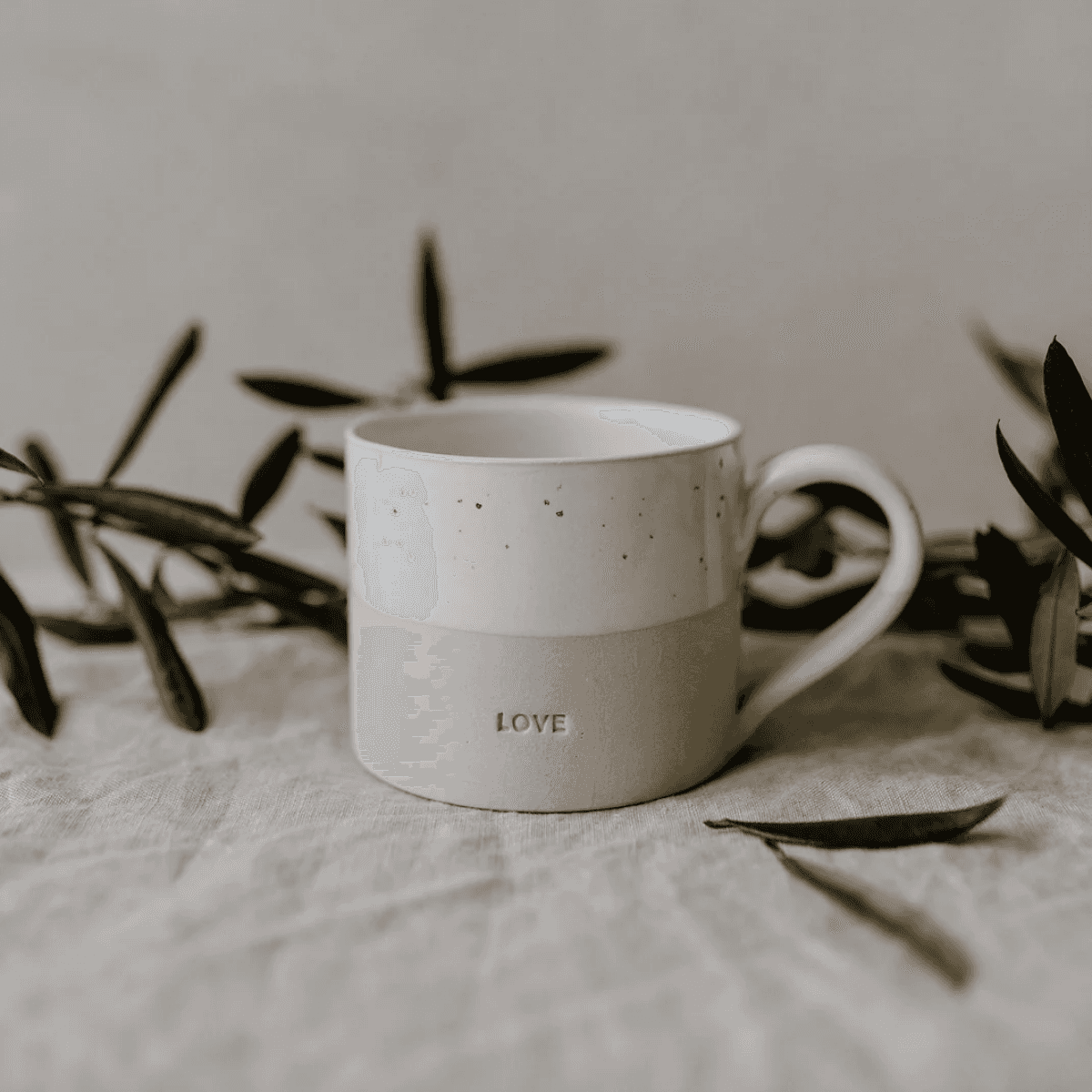 Mug in ceramica Love | Eulenschnitt Immagine del prodotto Mug in ceramica Love | Eulenschnitt