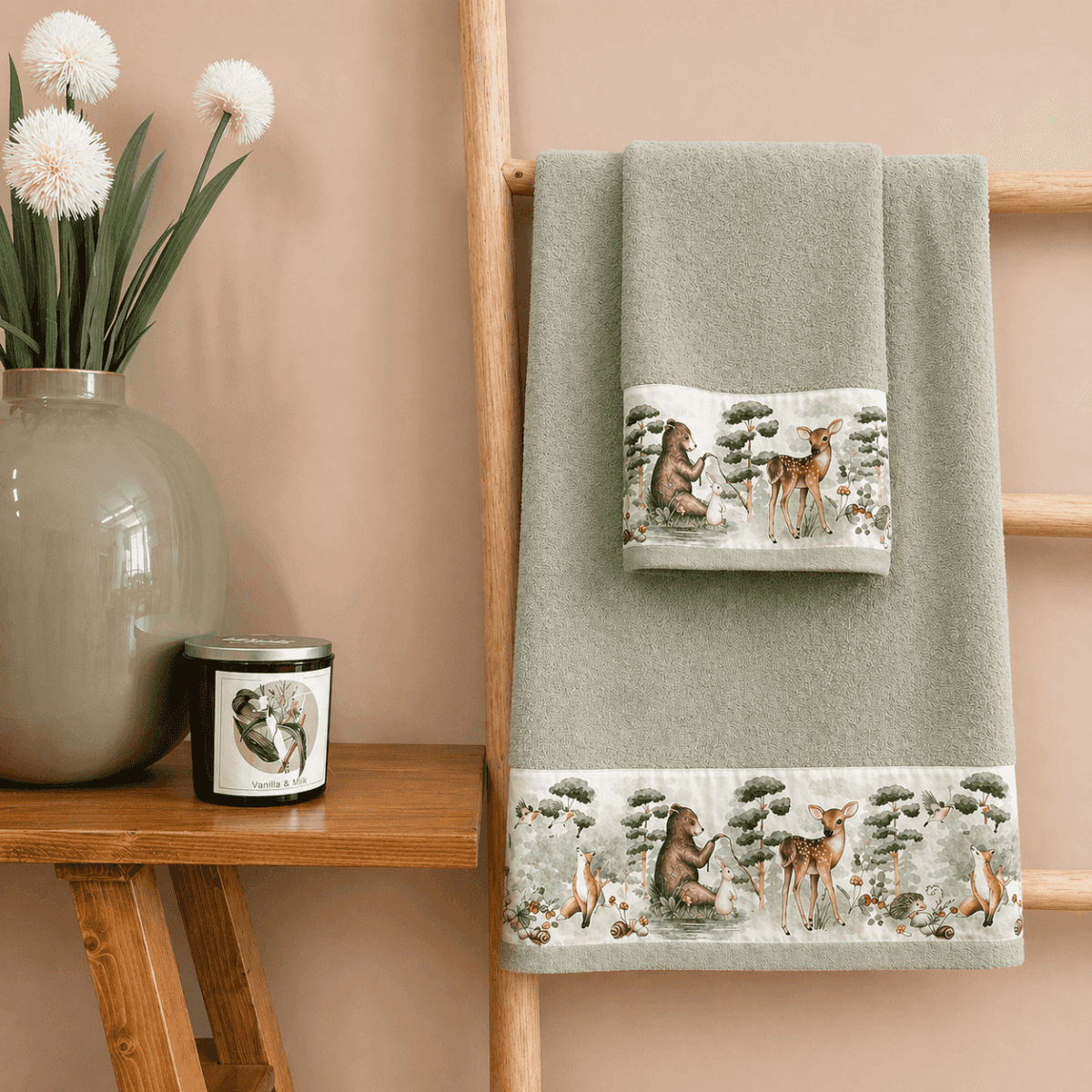 Set Asciugamani Bagno Animali del Bosco - 3 colori | Pietro Zanetti Home Immagine del prodotto Set Asciugamani Bagno Animali del Bosco - 3 colori | Pietro Zanetti Home