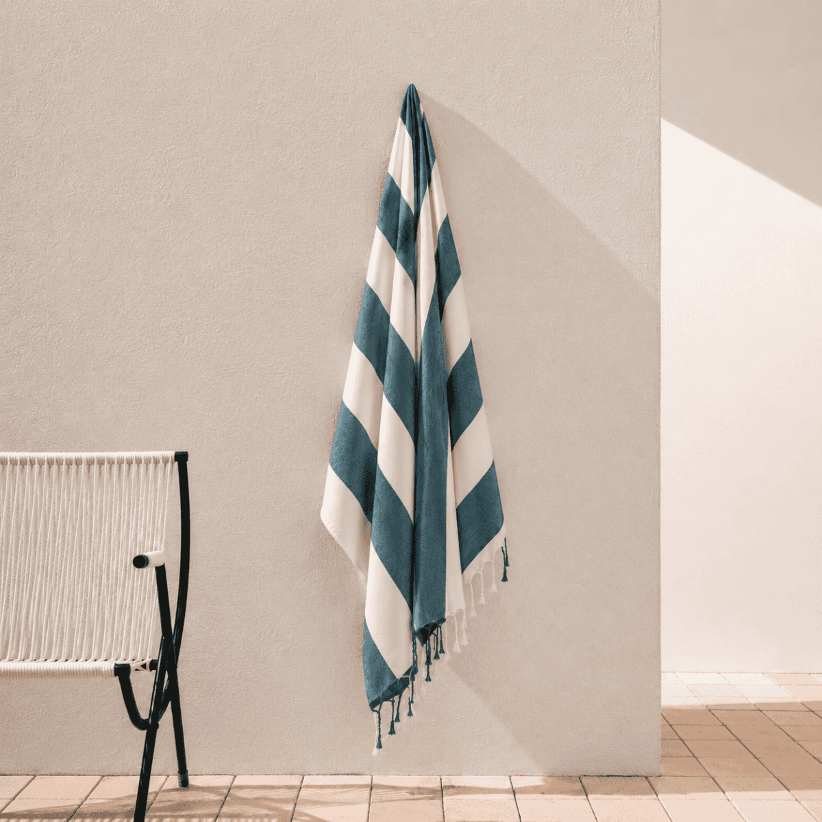 Telo Mare Fouta Antigua con Frange 100x200cm in 100% Cotone - 4 Colori | Cavalieri Spa Immagine del prodotto Telo Mare Fouta Antigua con Frange 100x200cm in 100% Cotone - 4 Colori | Cavalieri Spa