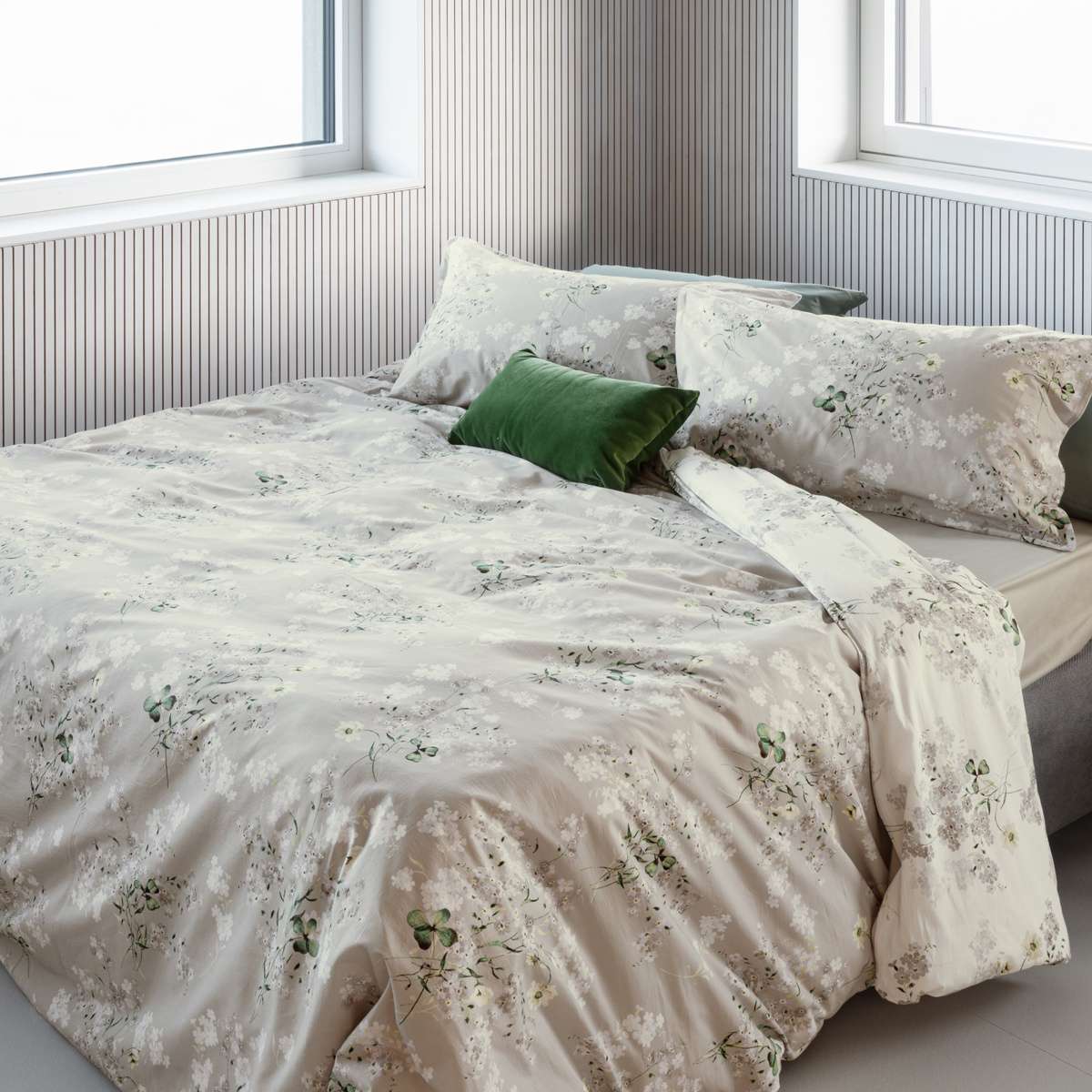 Completo Letto Matrimoniale Copriletto Uniques 2620 | Cogal Immagine del prodotto Completo Letto Matrimoniale Copriletto Uniques 2620 | Cogal