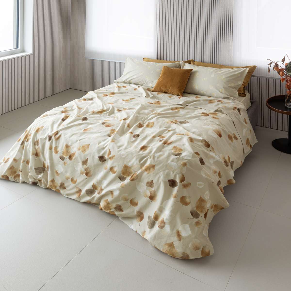 Completo Letto Matrimoniale Copriletto Uniques 2622- 2 Colori | Cogal Immagine del prodotto Completo Letto Matrimoniale Copriletto Uniques 2622- 2 Colori | Cogal