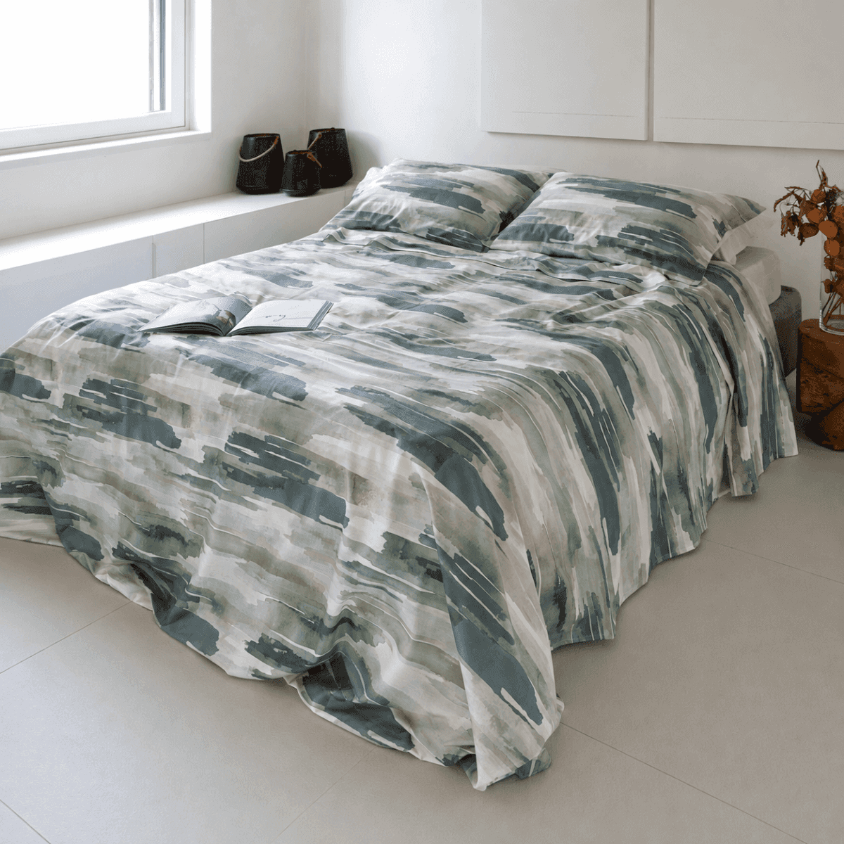 Completo Letto Matrimoniale Copriletto Uniques 2626- 2 Colori | Cogal Immagine del prodotto Completo Letto Matrimoniale Copriletto Uniques 2626- 2 Colori | Cogal
