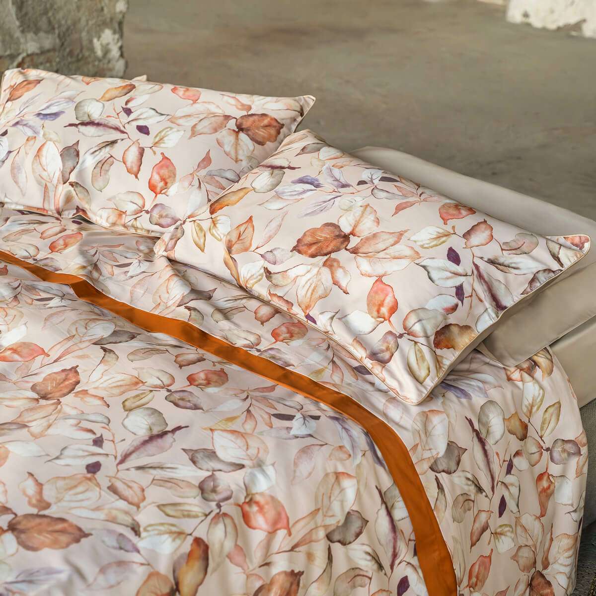 Completo Letto Matrimoniale Joan in Raso di puro Cotone | Cogal Immagine del prodotto Completo Letto Matrimoniale Joan in Raso di puro Cotone | Cogal